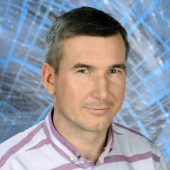 Вахрушев Павел